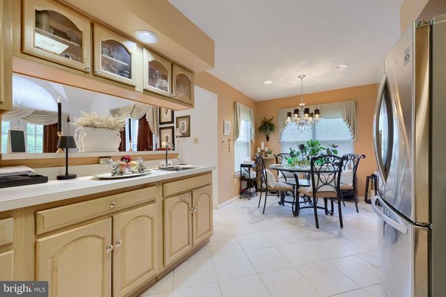 128 GREENVIEW DR, Lancaster, PA 17601