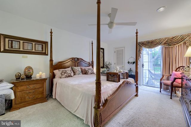 128 GREENVIEW DR, Lancaster, PA 17601