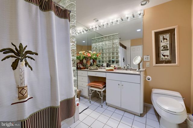 128 GREENVIEW DR, Lancaster, PA 17601