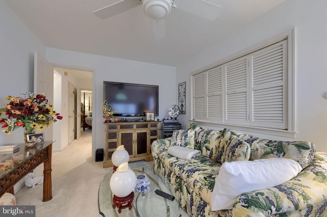 128 GREENVIEW DR, Lancaster, PA 17601