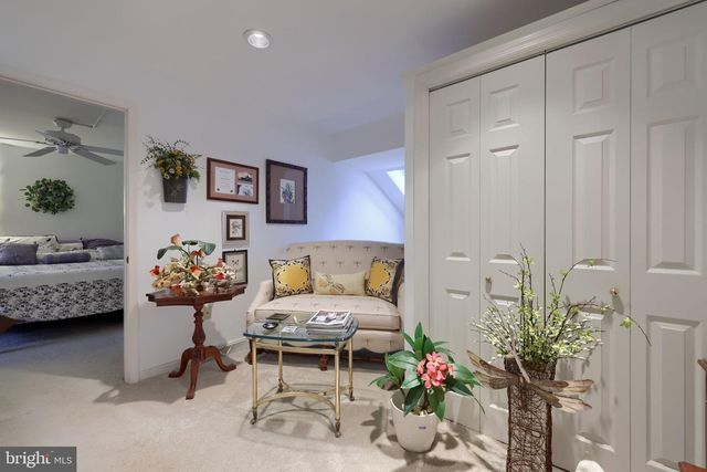 128 GREENVIEW DR, Lancaster, PA 17601