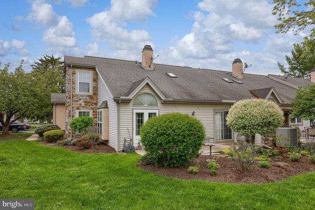 128 GREENVIEW DR, Lancaster, PA 17601