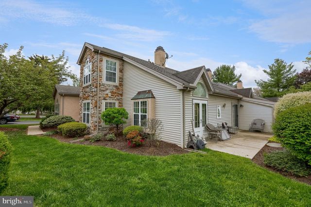 128 GREENVIEW DR, Lancaster, PA 17601