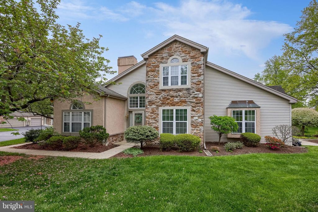 128 GREENVIEW DR, Lancaster, PA 17601
