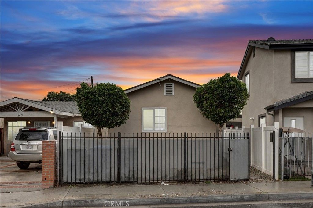 12624 S Mona, Compton, CA 90222