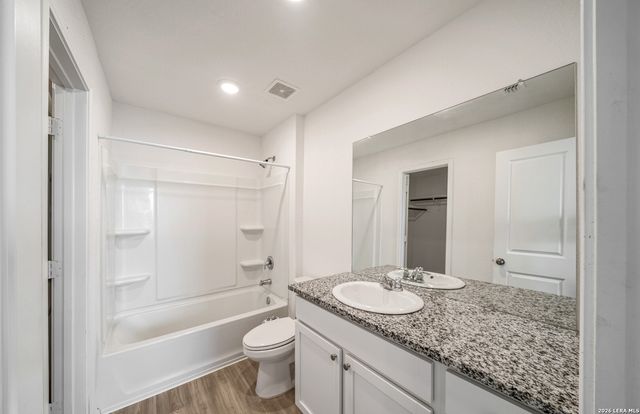 6566 Runaway Row, Converse, TX 78109