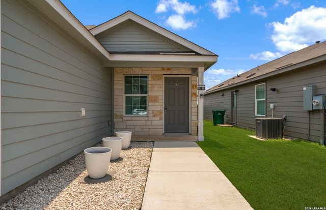 6566 Runaway Row, Converse, TX 78109