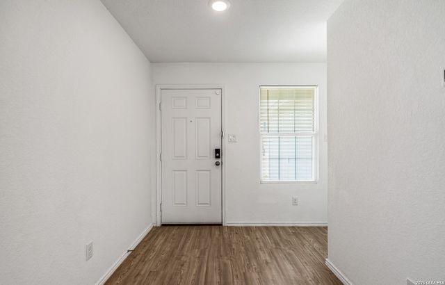6566 Runaway Row, Converse, TX 78109