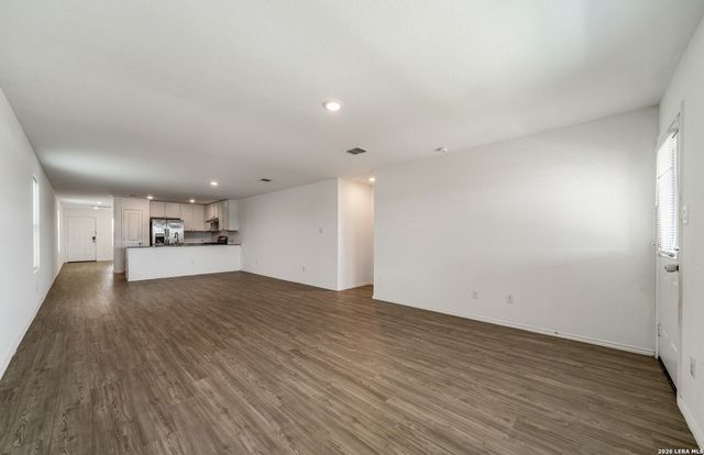 6566 Runaway Row, Converse, TX 78109