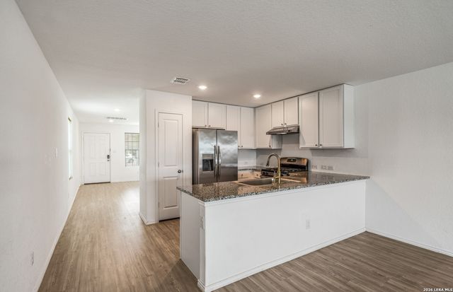 6566 Runaway Row, Converse, TX 78109