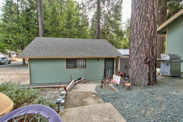 23832 Old Madrone Rd, Pioneer, CA 95666