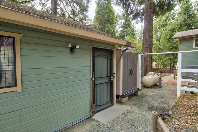 23832 Old Madrone Rd, Pioneer, CA 95666