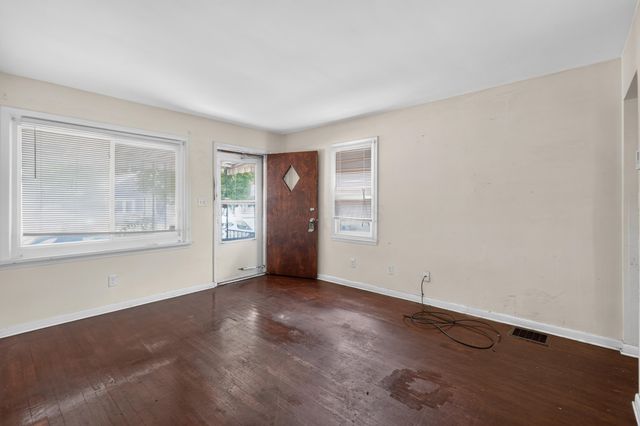 2475 Azelda Street, Columbus, OH 43211