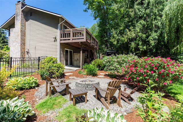 20042 12 Avenue NE, Shoreline, WA 98155