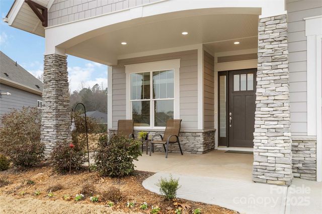 3073 Alveston Drive NW, Concord, NC 28027