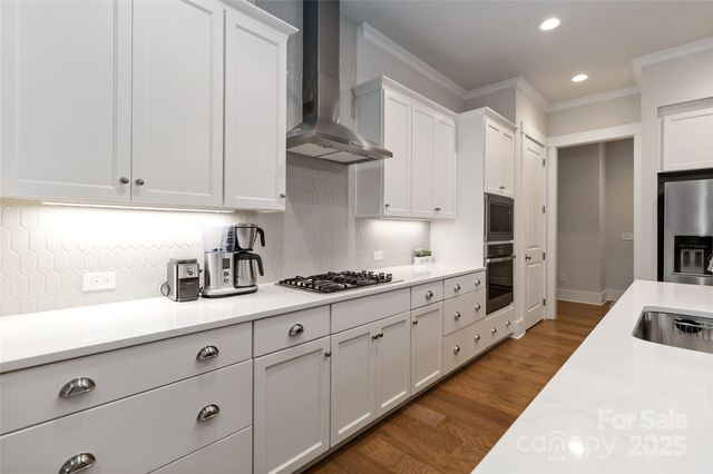 3073 Alveston Drive NW, Concord, NC 28027