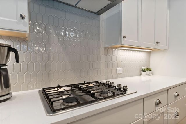 3073 Alveston Drive NW, Concord, NC 28027