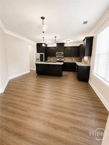 145 Laguna Way, Savannah, GA 31405