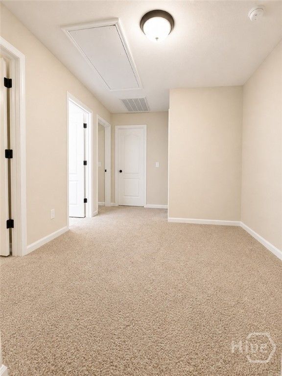 Image 15 of property listing at 145 Laguna Way, Savannah, GA 31405