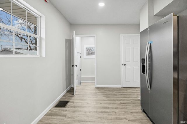 652 Rossville Avenue, Frankfort, IN 46041