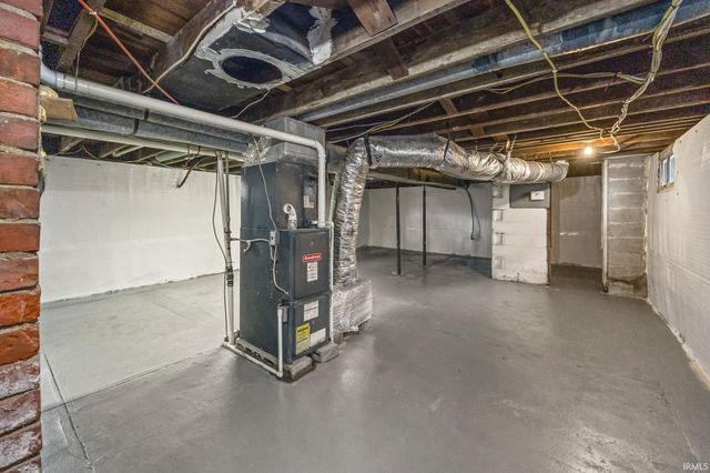 652 Rossville Avenue, Frankfort, IN 46041