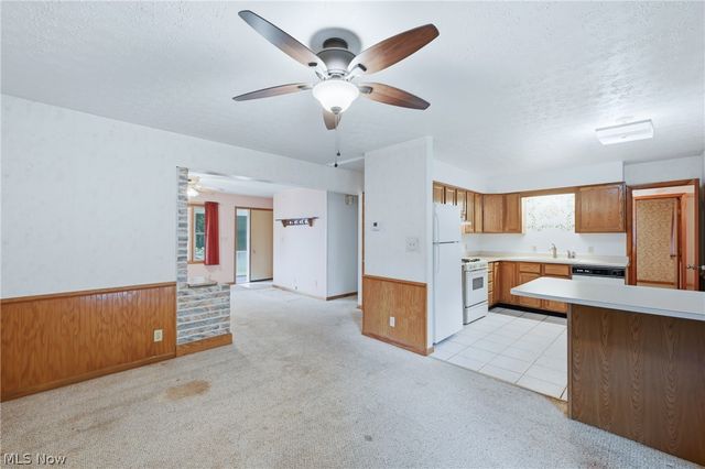 4100 E Broad Street, Newton Falls, OH 44444