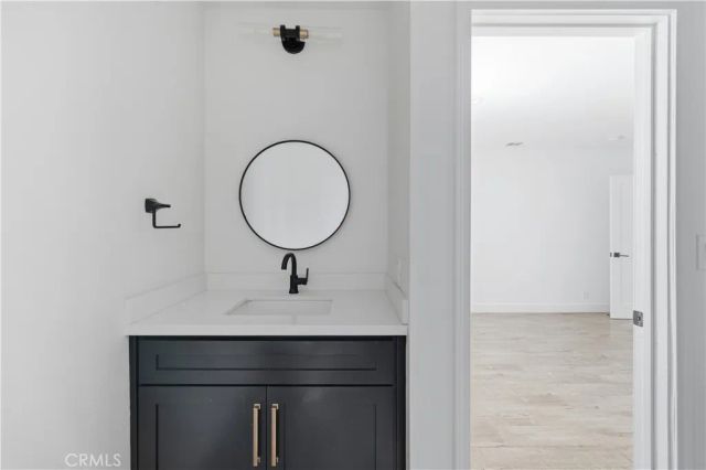 2311 Valencia, Santa Ana, CA 92706