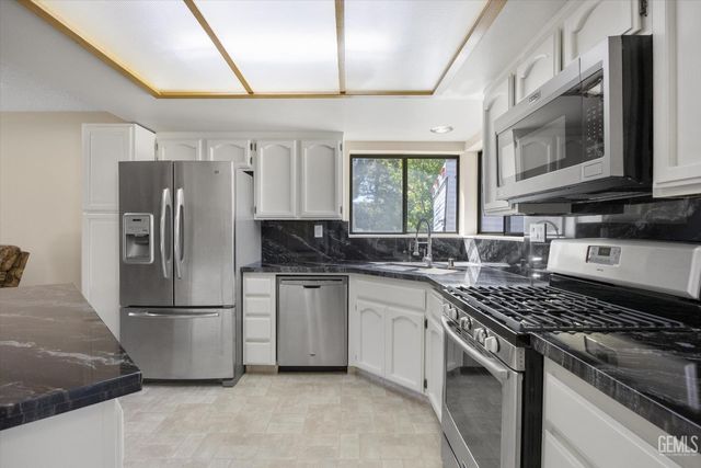 30341 Pinedale Court, Tehachapi, CA 93561