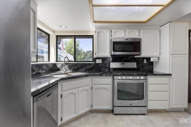 30341 Pinedale Court, Tehachapi, CA 93561