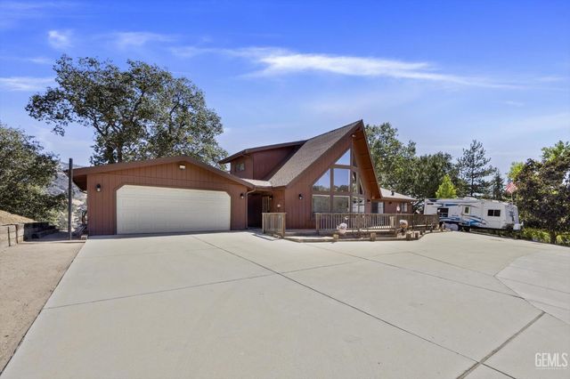 30341 Pinedale Court, Tehachapi, CA 93561