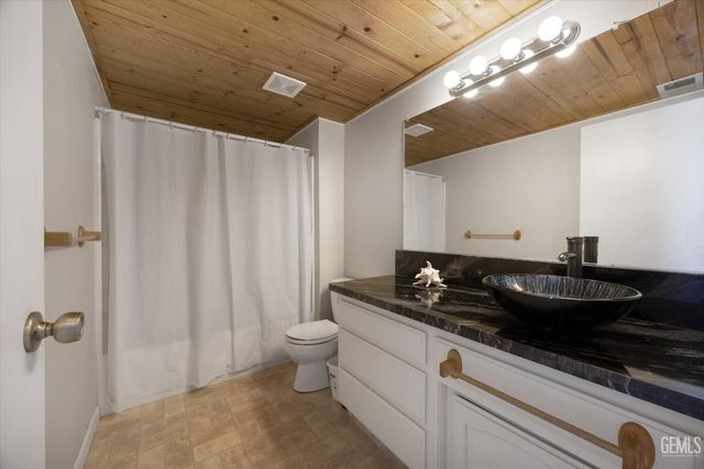 30341 Pinedale Court, Tehachapi, CA 93561