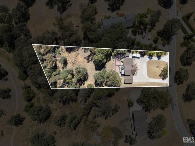 30341 Pinedale Court, Tehachapi, CA 93561