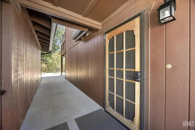 30341 Pinedale Court, Tehachapi, CA 93561
