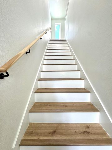 7322 Laredo Street, Houston, TX 77020