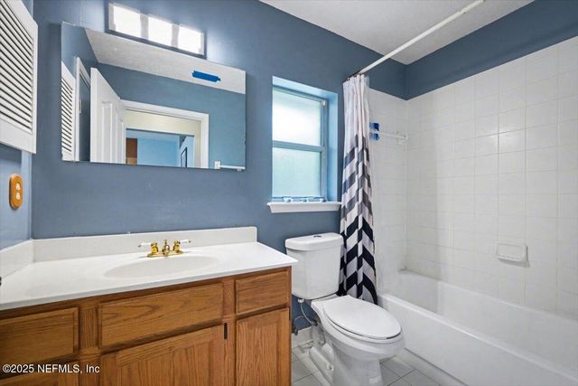 2326 COVINGTON CREEK Circle W, Jacksonville, FL 32224