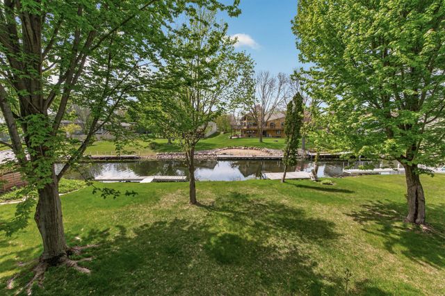 3290 Williams Lane, Minnetrista, MN 55364