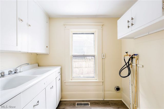 703 6th Street, Marietta, OH 45750