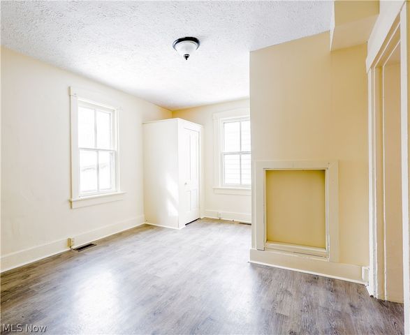 703 6th Street, Marietta, OH 45750