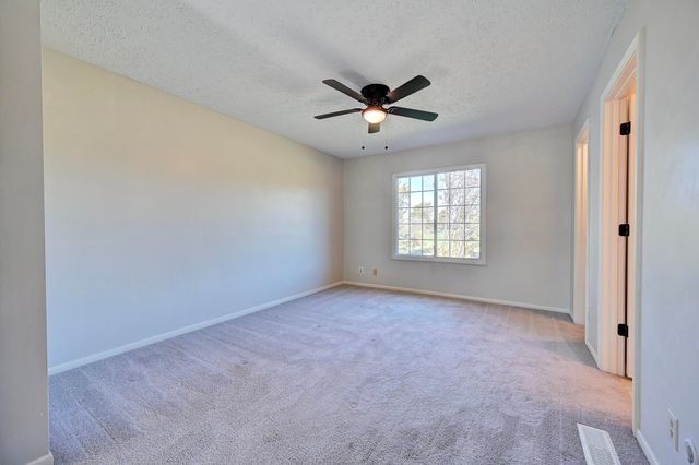 1602 Greens Edge Drive, Florence, KY 41042