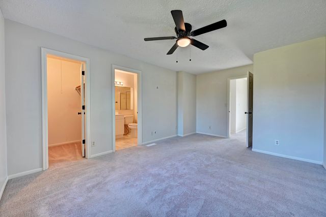 1602 Greens Edge Drive, Florence, KY 41042