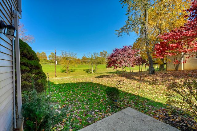 1602 Greens Edge Drive, Florence, KY 41042