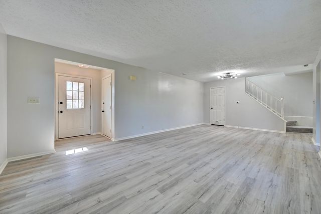 1602 Greens Edge Drive, Florence, KY 41042