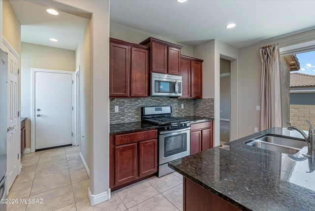 14020 E Cariole Street, Vail, AZ 85641
