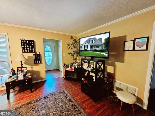 300 Mary Lane, Anniston, AL 36207