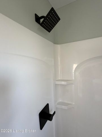 1201 Dawkins Rd, La Grange, KY 40031