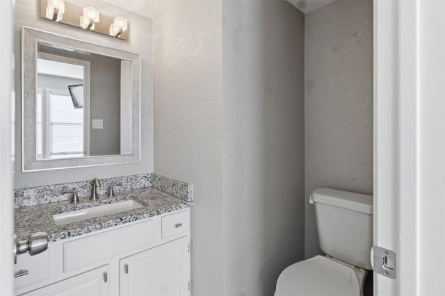 331 Hopewell Street, Grand Prairie, TX 75052