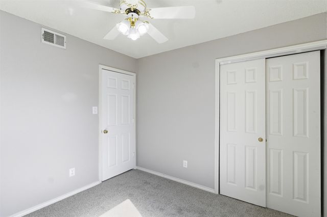 331 Hopewell Street, Grand Prairie, TX 75052