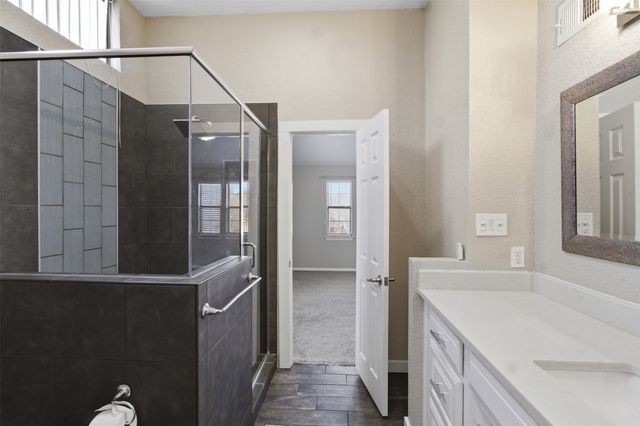 331 Hopewell Street, Grand Prairie, TX 75052