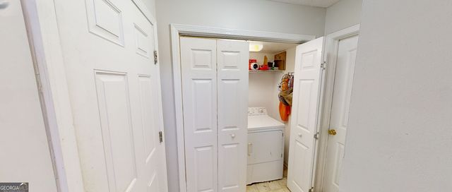 15 Huntington Drive, Grantville, GA 30220