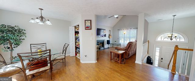 15 Huntington Drive, Grantville, GA 30220